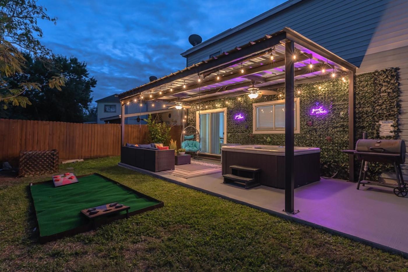 Ferienhaus Gameroom, Bbq & Hot-tub By Lackland & Seaworld *