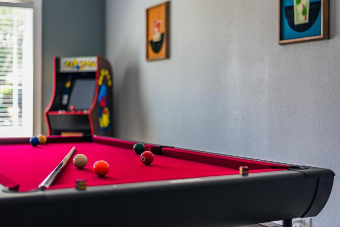 Gameroom, Bbq & Hot-tub By Lackland & Seaworld *
